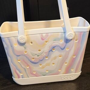 BOGG BAG Baby Medium Durable Beach Bag In Pastel Swirl